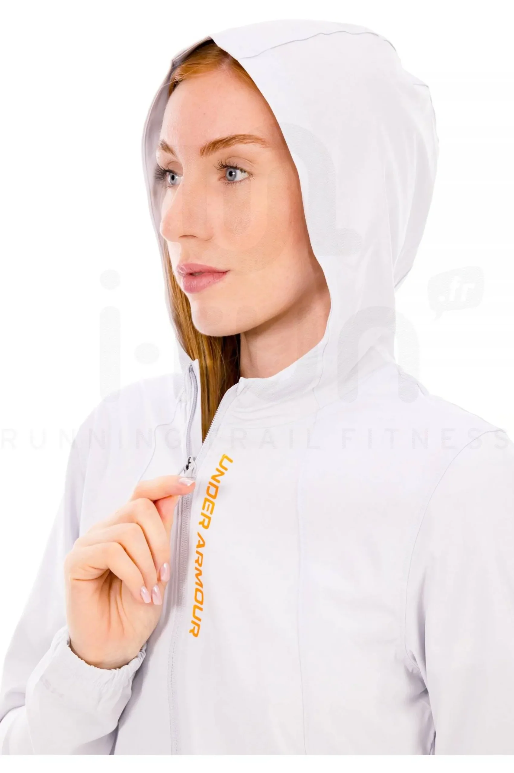 Outrun The Storm femme