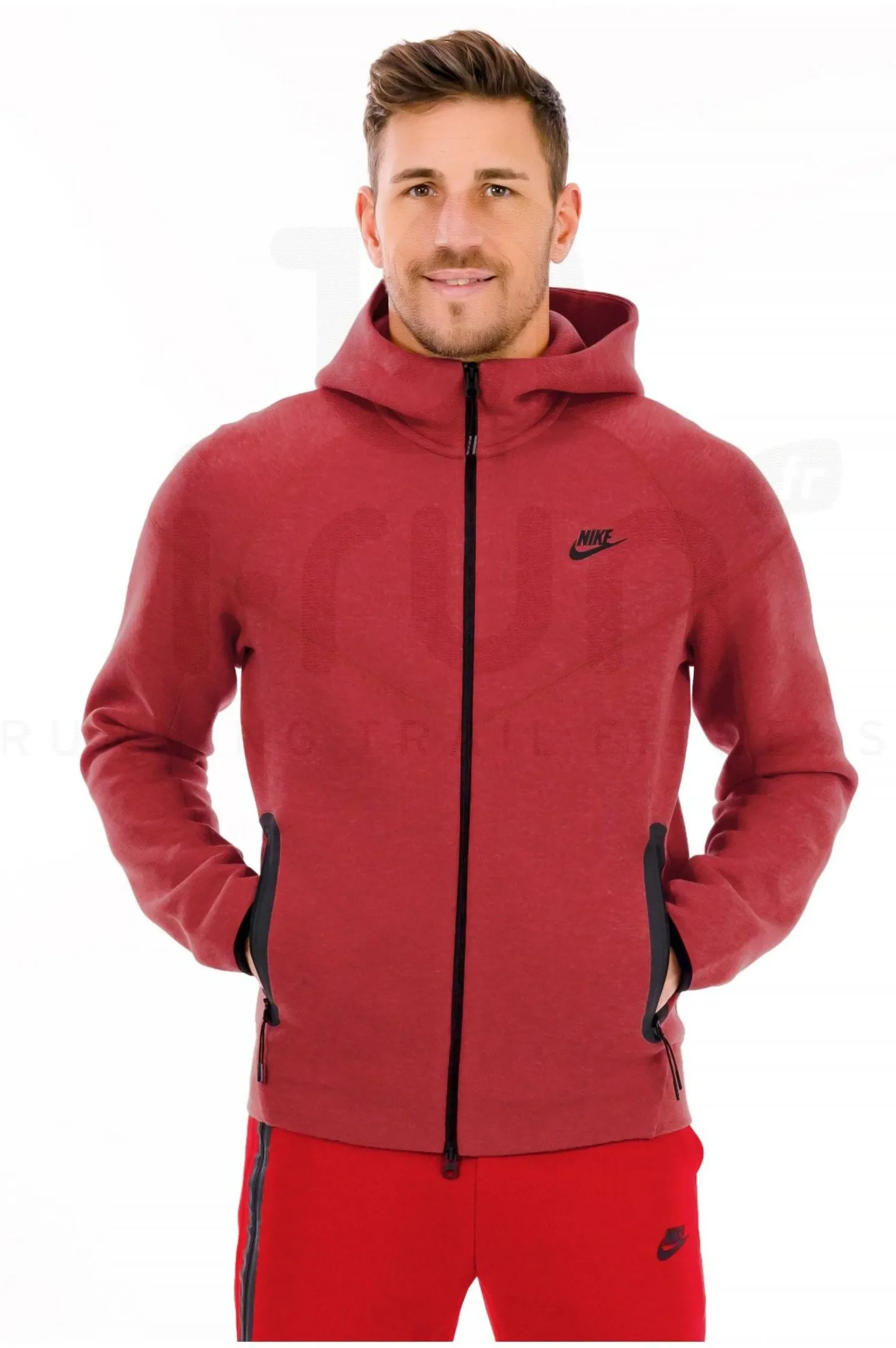 Tech Fleece Windrunner M