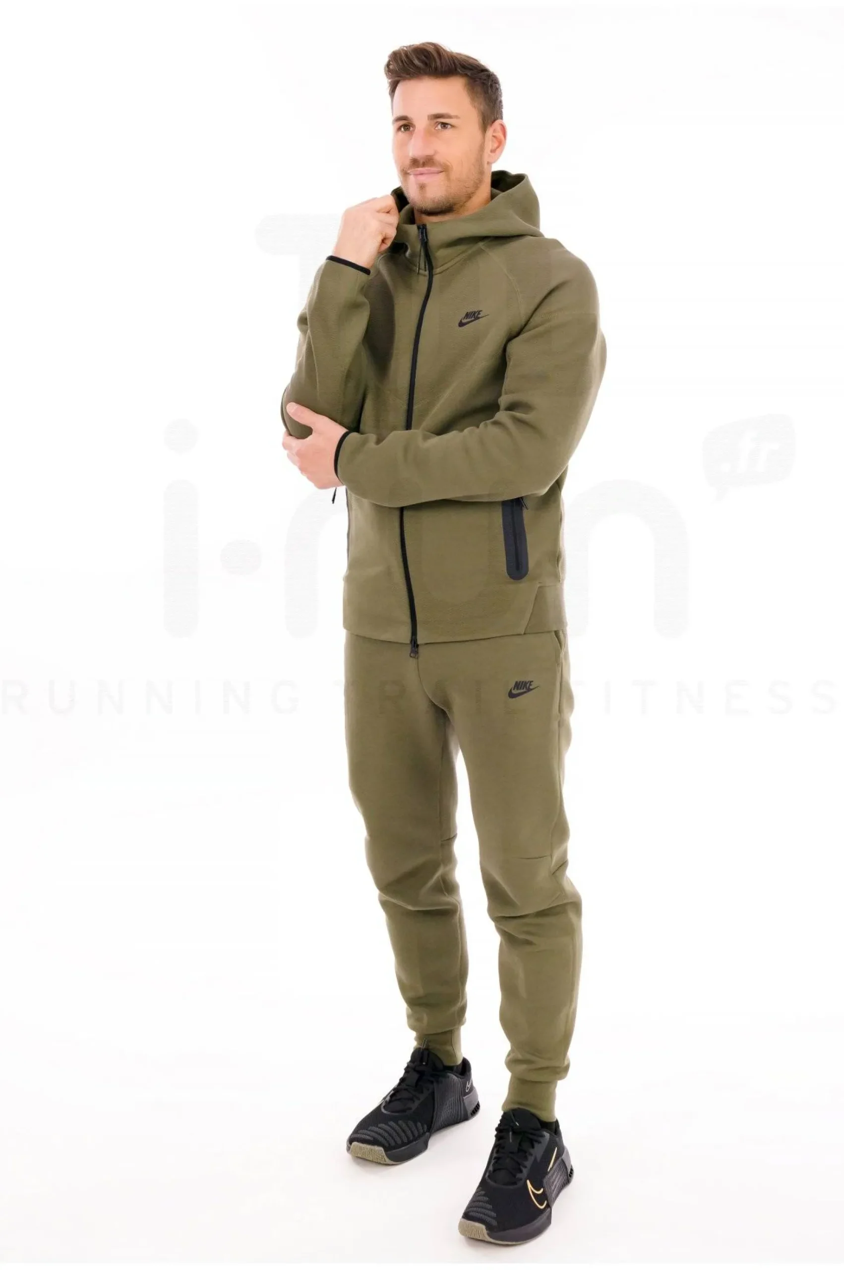 Tech Fleece Windrunner M