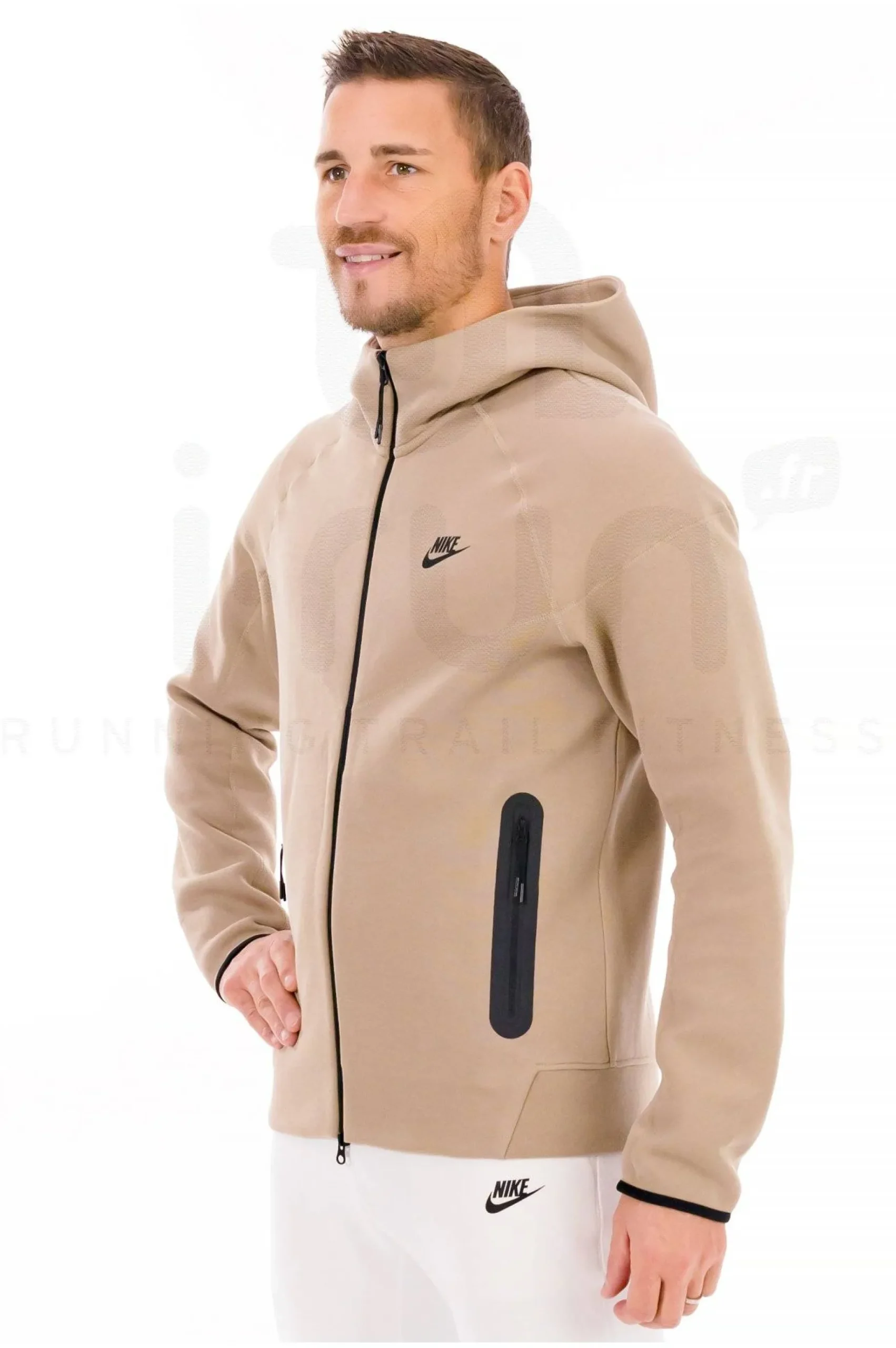 Tech Fleece Windrunner M