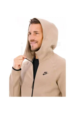 Tech Fleece Windrunner M